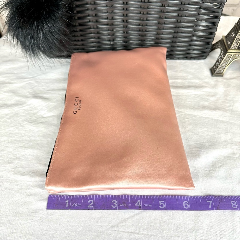 Gucci Bloom beauty line pouch crossbody bag NEW - Picture 7 of 7